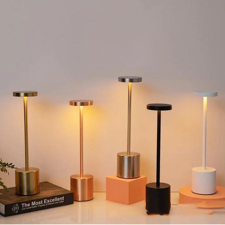 Kylie Moderne Stil LED Skrivebord Lampe | Luvikno