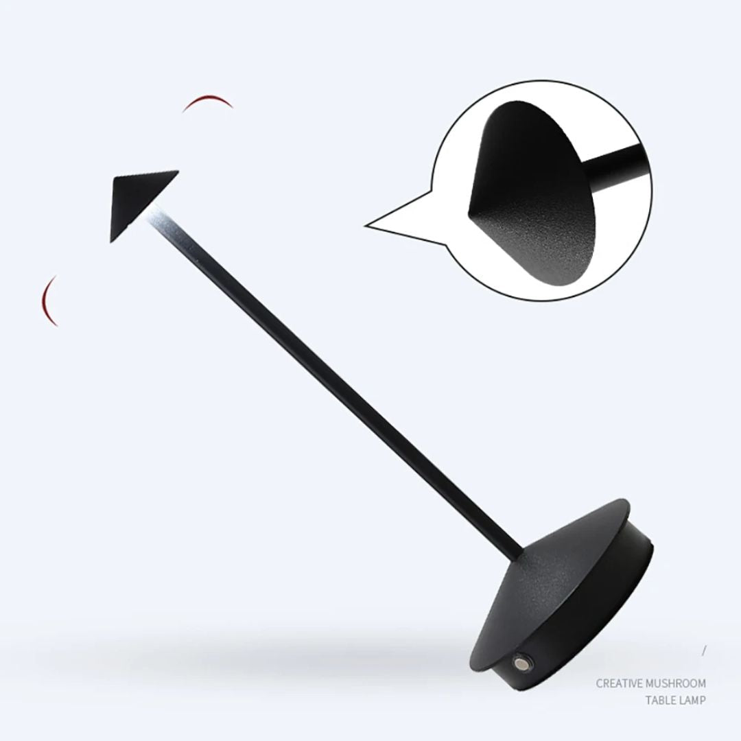 Robyn Arrow LED Bordlampe | Luvikno