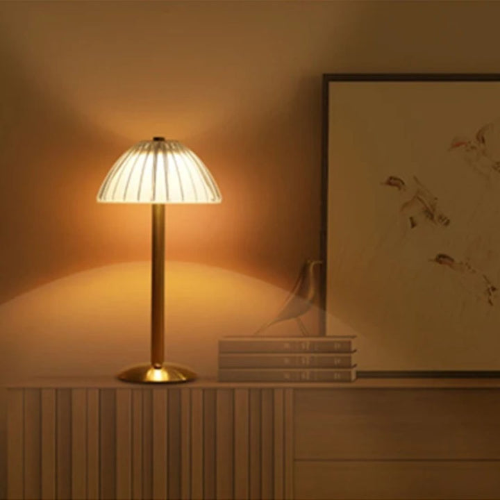 Karina GlowDesk – Retro Oppladbar Skrivebordslampe Luvikno