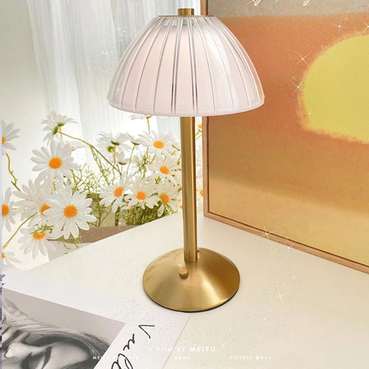 Karina GlowDesk – Retro Oppladbar Skrivebordslampe Luvikno