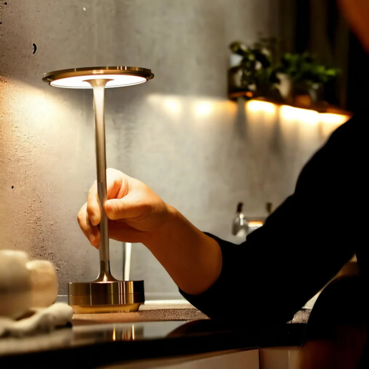 Atmosfærisk Luksus Bordlampe - LumoVibe | Luvikno