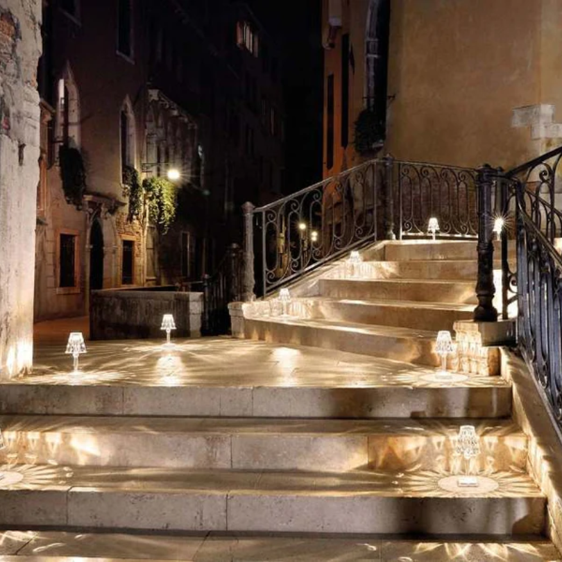 Chic bordlampe med krystalldesign - CrystalLuxe | Luvikno