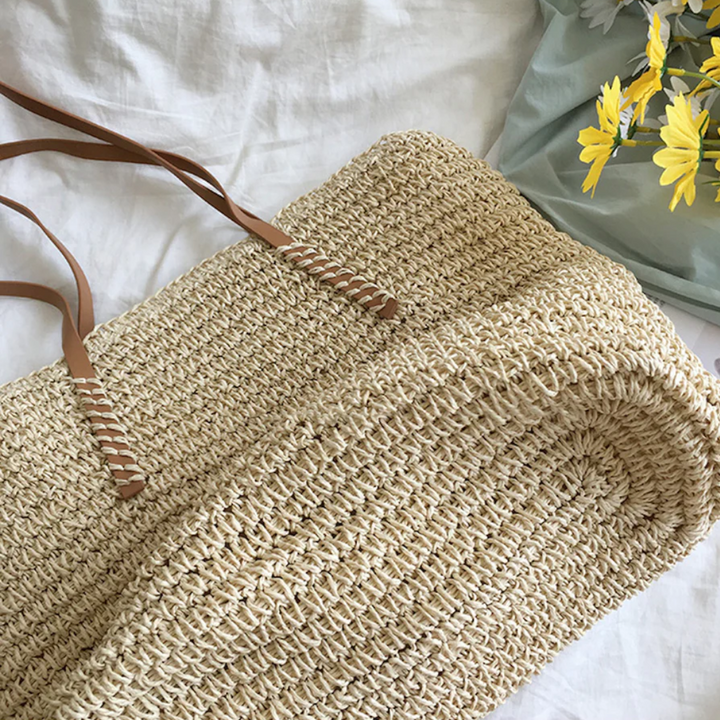 Romslig håndveske med robust skulderrem - TerraWoven | Luvikno