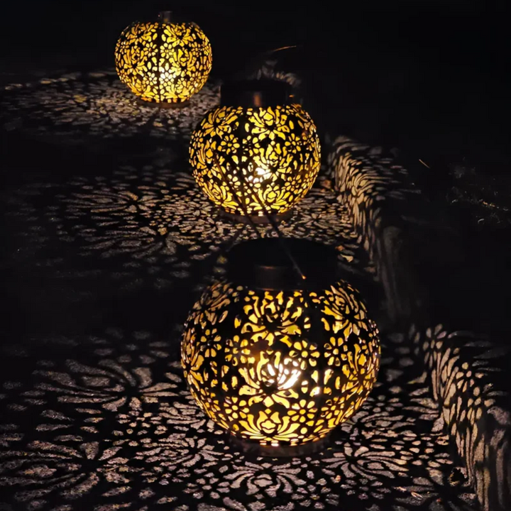 RadiantGlow – Vanntett LED hagebelysning med solpanel Luvikno