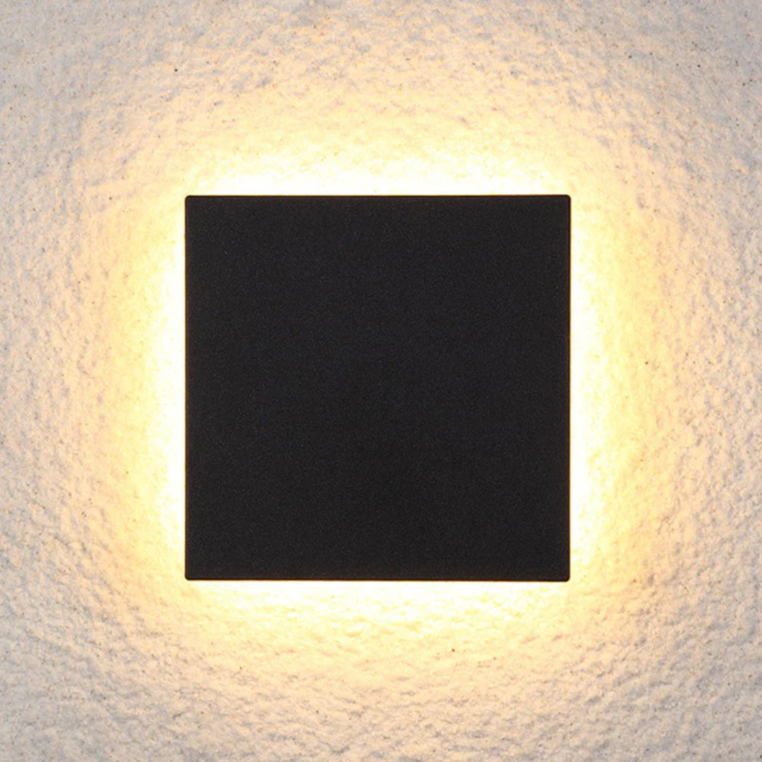 Tight LED Vegglampe for Moderne Interiør Luvikno