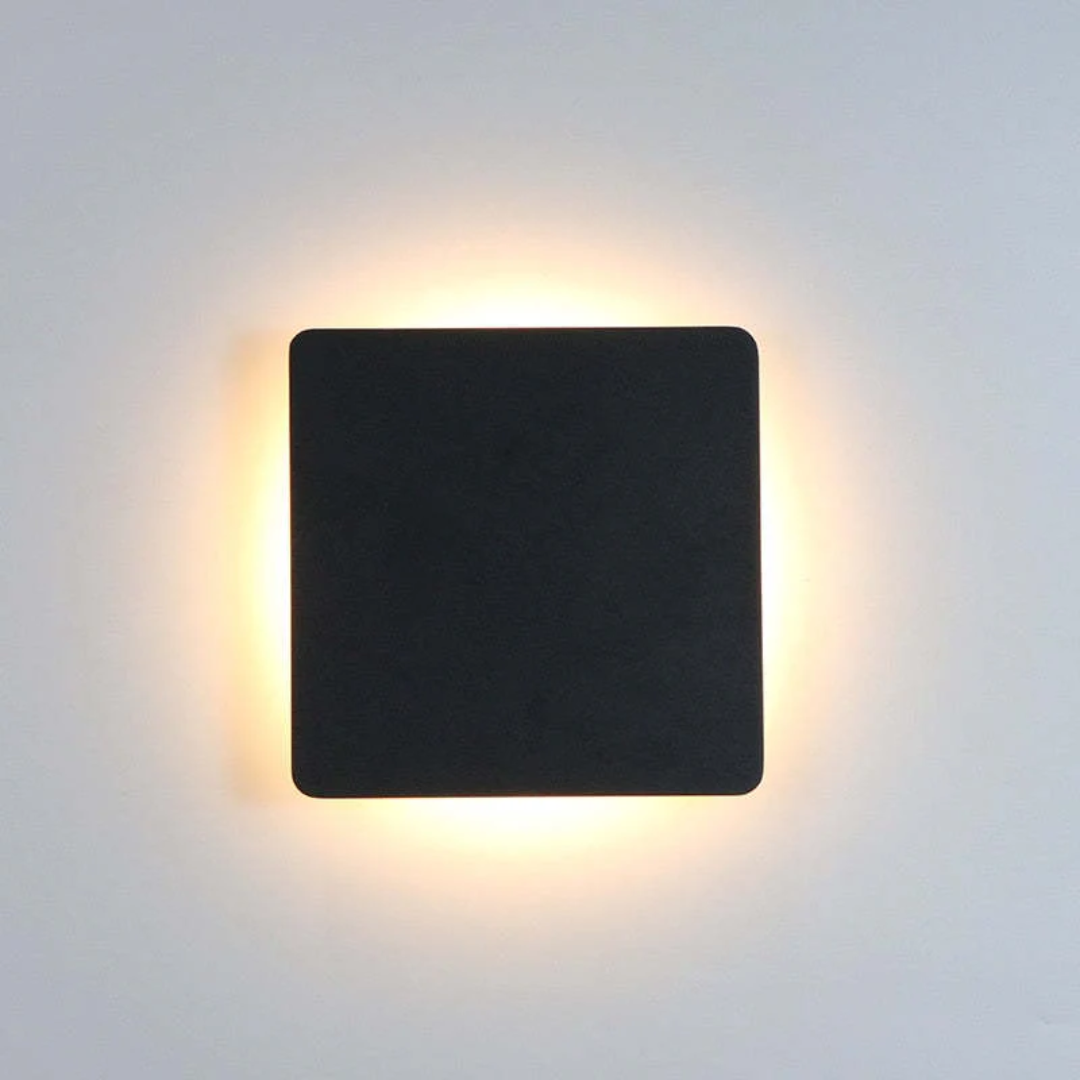 Tight LED Vegglampe for Moderne Interiør Luvikno