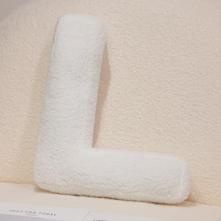 Hvit Bokstav Dekorativ Pute – Myk Og Allsidig | Kreative Puter For Sofaen Og Sengen | Luvikno
