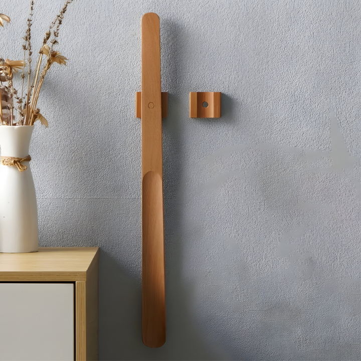 Langt Tresko Horn med Magnet og Veggholder 55 cm | Luvikno