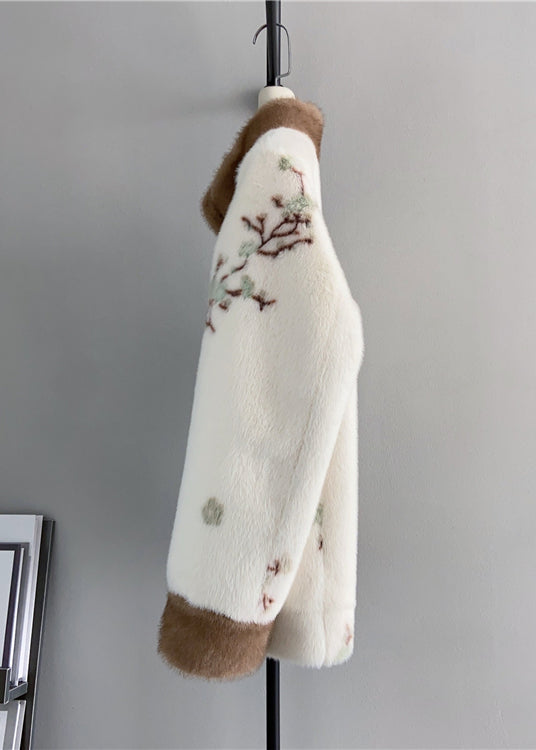 Luvik | Beige Pystyskaulus Tupsut Brodeerattu Mink Villoituskashmir Talvitakit