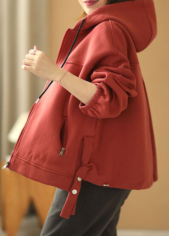 Luvik | Punainen huppari vetoketjullisilla taskuilla ja pitkähihaisella kiristysnyörillä