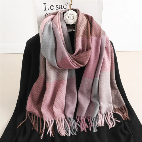 LuxeRuit Skjerf - Elegant Vintertilbehør for ethvert antrekk Luvikno
