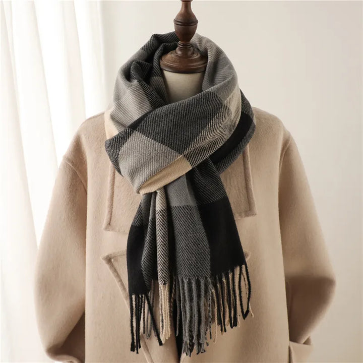 LuxeRuit Skjerf - Elegant Vintertilbehør for ethvert antrekk Luvikno