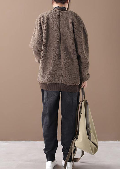 Luvik | Suklaatakkia suurille naisille Talvi Talvitakit V-pääntie Takki