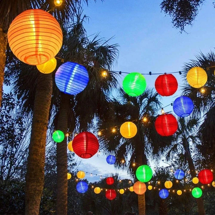 Solar Lantern String Light for Outdoors – Fargerike lanterner for hage- og terrassebelysning | Luvikno