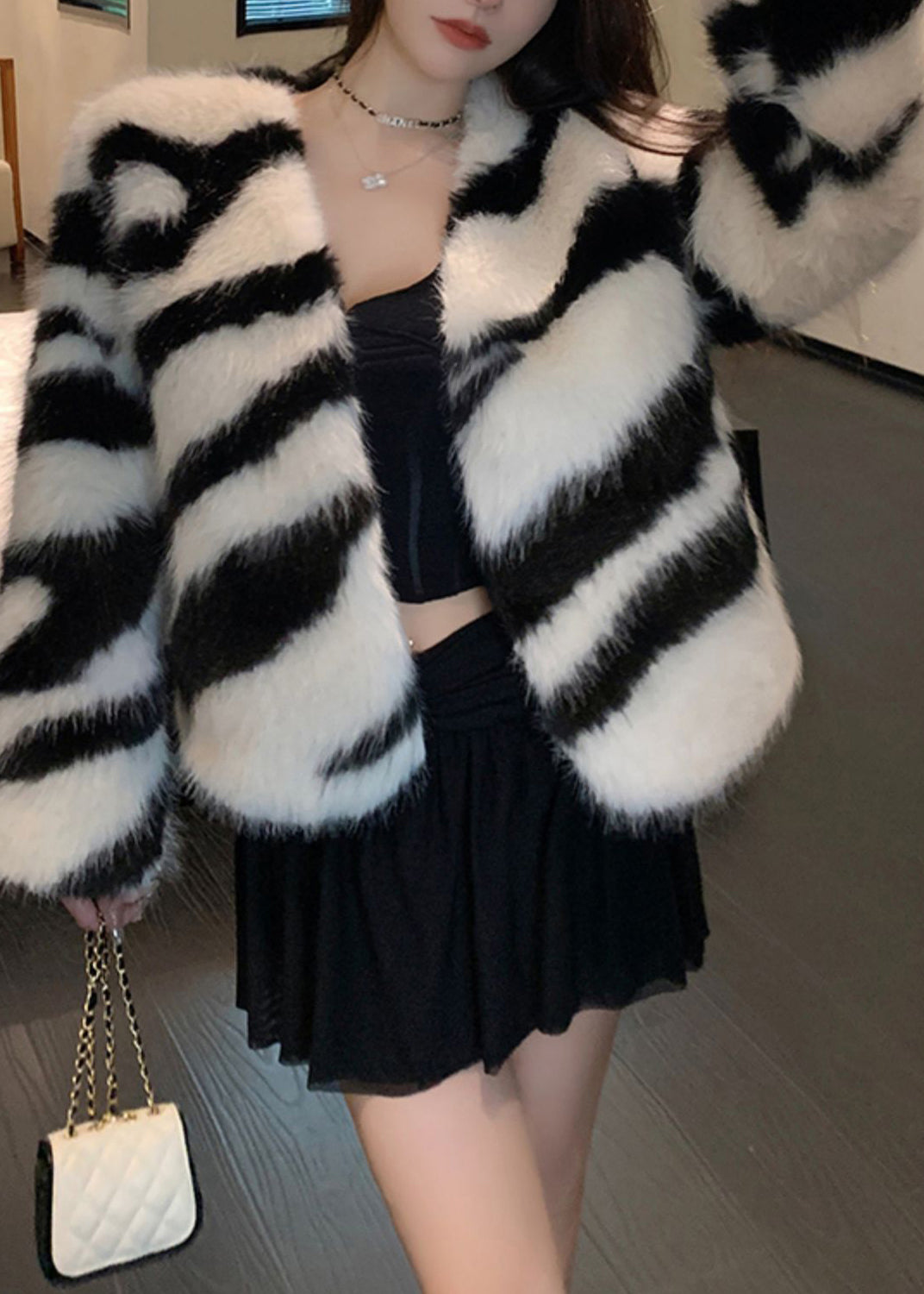 Luvik | Design Original Fluffy Kåpe V-Hals Vinter