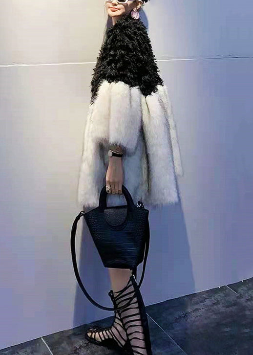 Luvik | Villakangas patchwork takki musta teddytekokarvalla V-pääntie