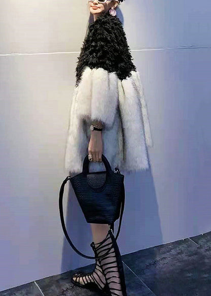 Luvik | Villakangas patchwork takki musta teddytekokarvalla V-pääntie