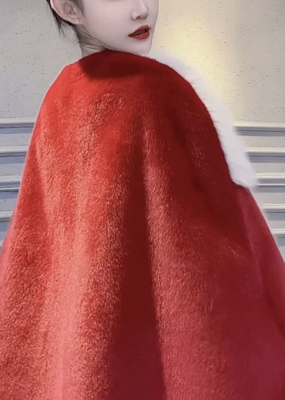 Luvik | Punaisilla häilyvillä taskuilla varustettu patchwork-takki