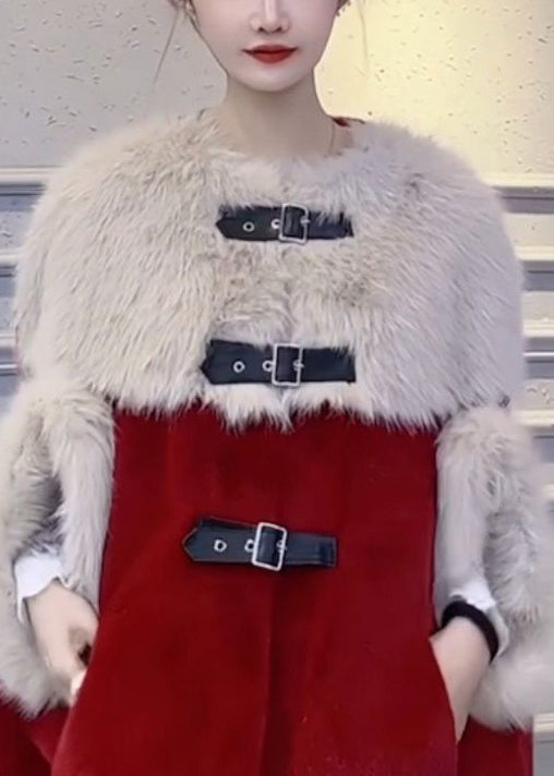 Luvik | Punaisilla häilyvillä taskuilla varustettu patchwork-takki