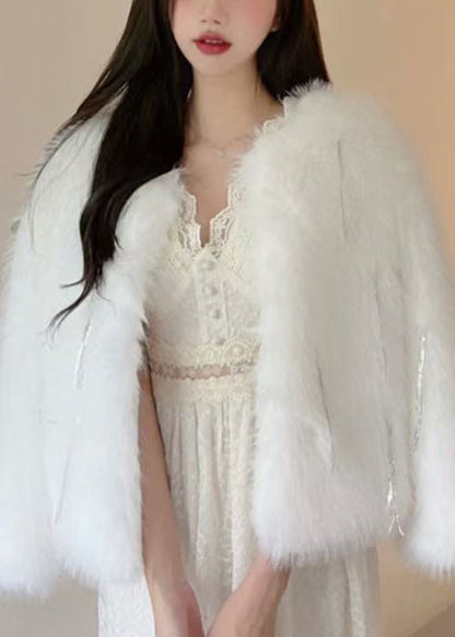 Luvik | Valkoinen fringed tekoturkki talvitakki