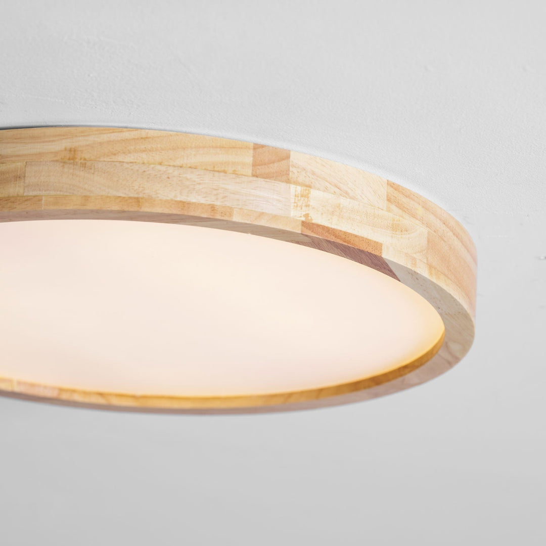 Treflat taklampe | Luvikno