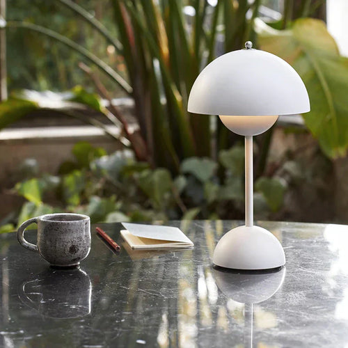 LunarGlow bordlampe - Dimbar LED-belysning for ethvert interiør Luvikno