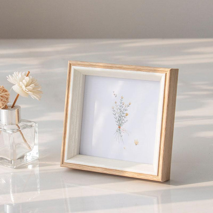 ElegantFrame – Luksus Bildekjede med Gylden Kant Luvikno