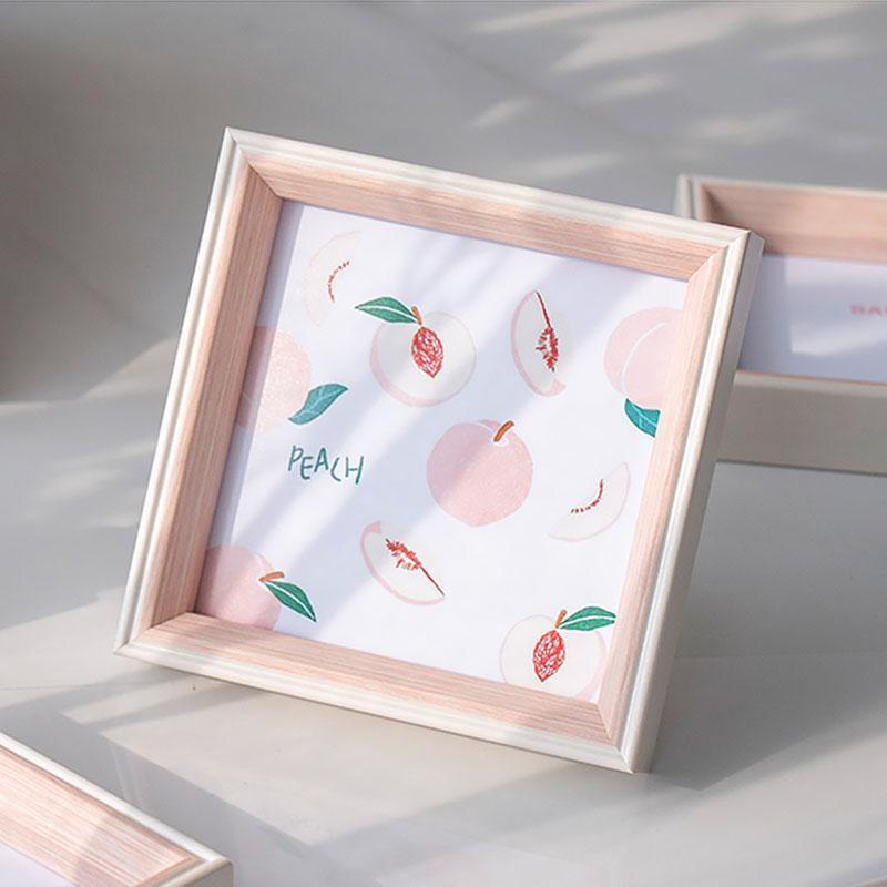ElegantFrame – Luksus Bildekjede med Gylden Kant Luvikno