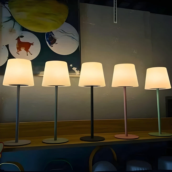 Trådlampbar ladbart lampe med justerbar varm belysning Luvikno