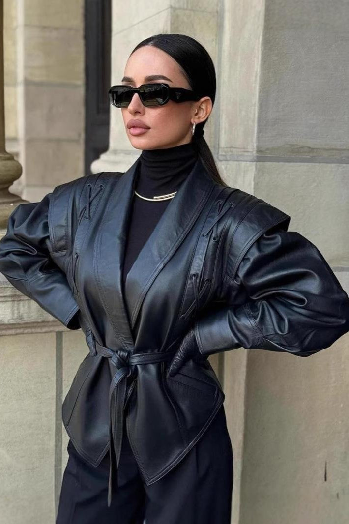 Luvik | Vyötäröltä kiristettävä PU-nahkatakki