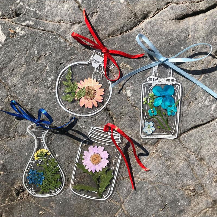 Luvikno | Transparent tørket blomster bokmerke