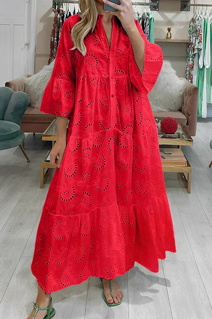 Luvik | Tyylikäs mekko, jossa on reikäpistoletteja