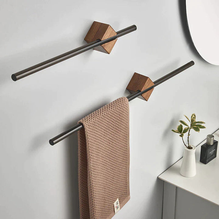 Luvikno | BadeWunder™ Håndklestativ