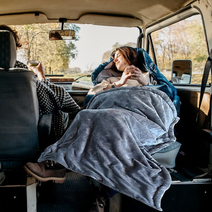 12V Oppvarmet Bilteppe - Mykt Flanellteppe med Overoppheting Beskyttelse for Bil og Camping | Luvikno