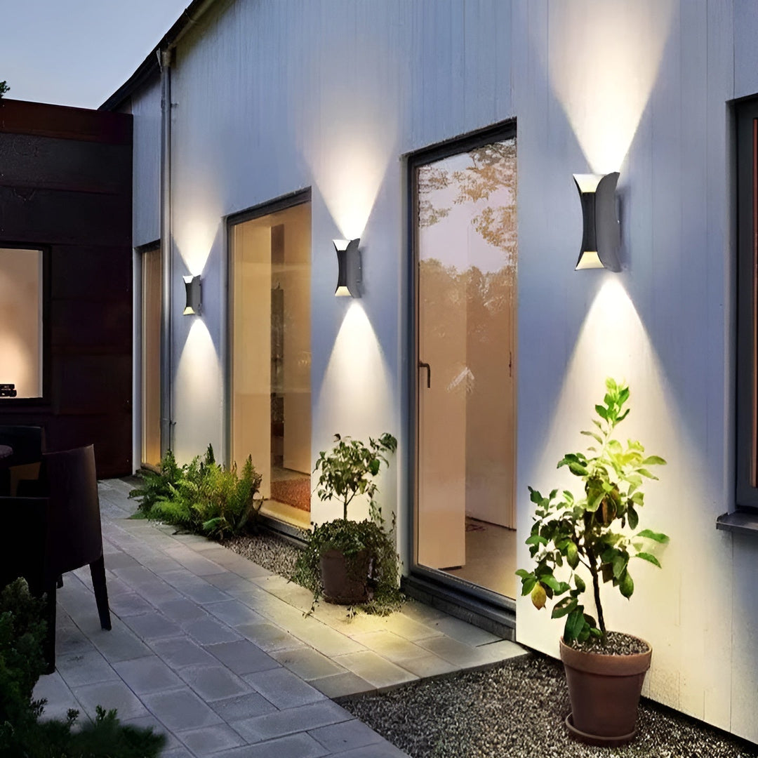 Luvikno | Luxuria Utendørs Vegglampe - UrbanGlow LED Belysning