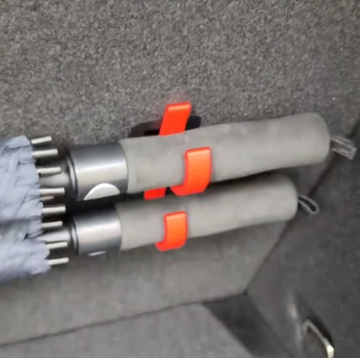 StormGrip — Ingen mer kaos i bilen: Perfekt orden og tørre føtter med et trykk på en knapp! | Luvikno