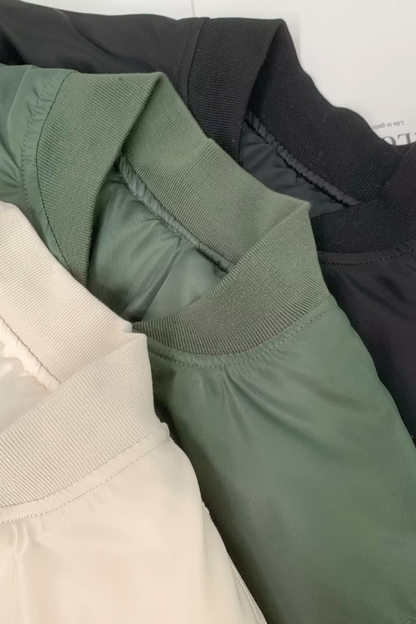 Luvik | Kauluksen paksuuntunut yhden puolen lentotakki baseballtakki