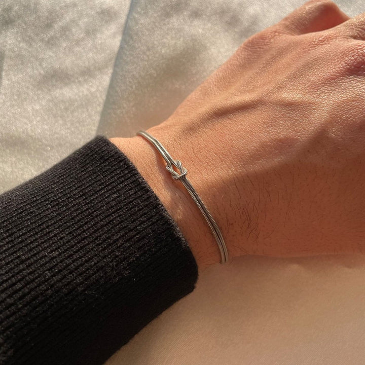 Luvik | Elegant Liebesknoten Armbånd til Kvinner