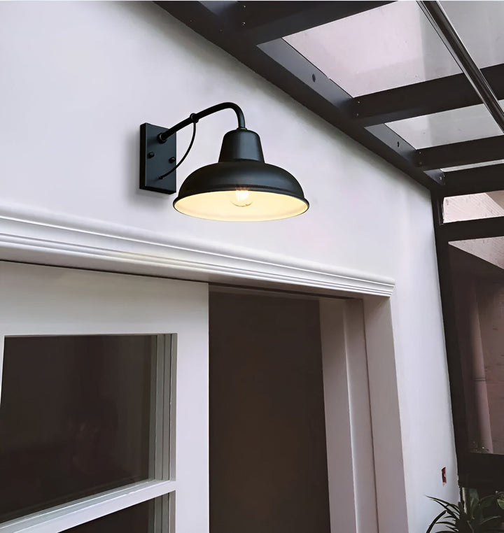 Luvikno | Rustikk jern vegglampe - Vintage utendørsbelysning