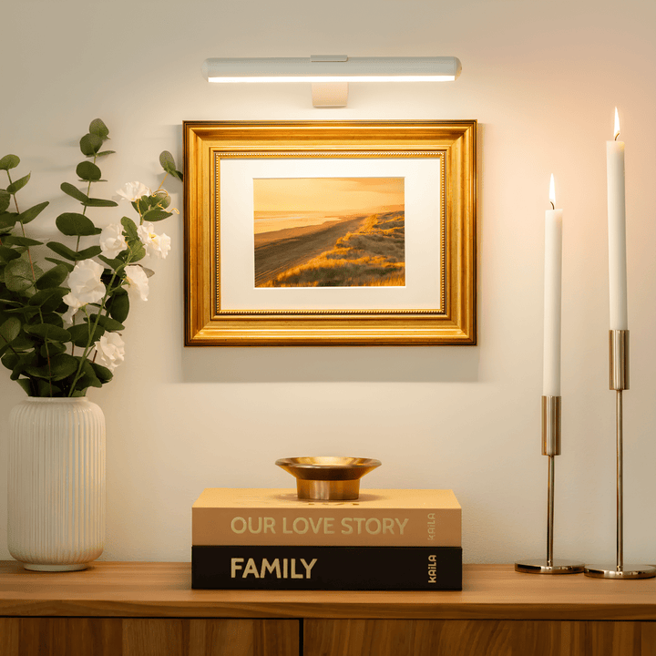 Luvikno | ArtGlow LED Vegglampe – Trådløs Belysning for Kunst og Dekorasjon