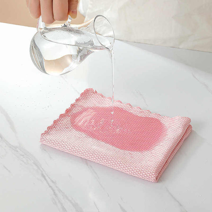 Soft Touch Wonder Cloth – Streak-Free Cleaning of Glass, Mirrors & Stainless Steel | Luvikno