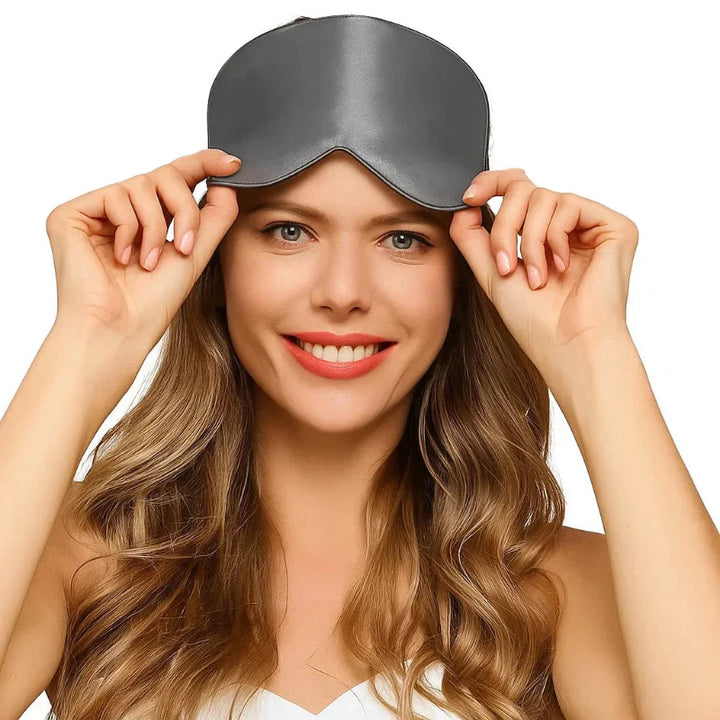 Luvikno | Luksus sovemaske laget av mulberry silke