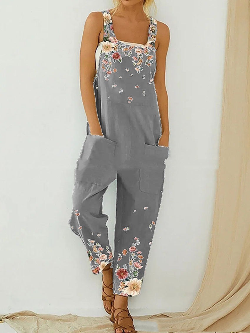 Luvik | Loose Size Naisille Haalari Rentoa