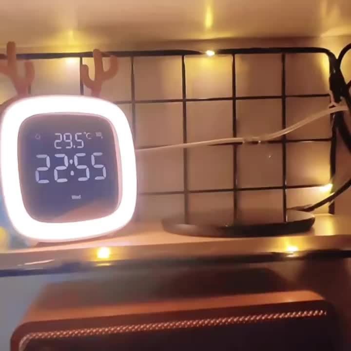 IronRack - Minimalistisk Flytende Hylle laget av Jern Luvikno