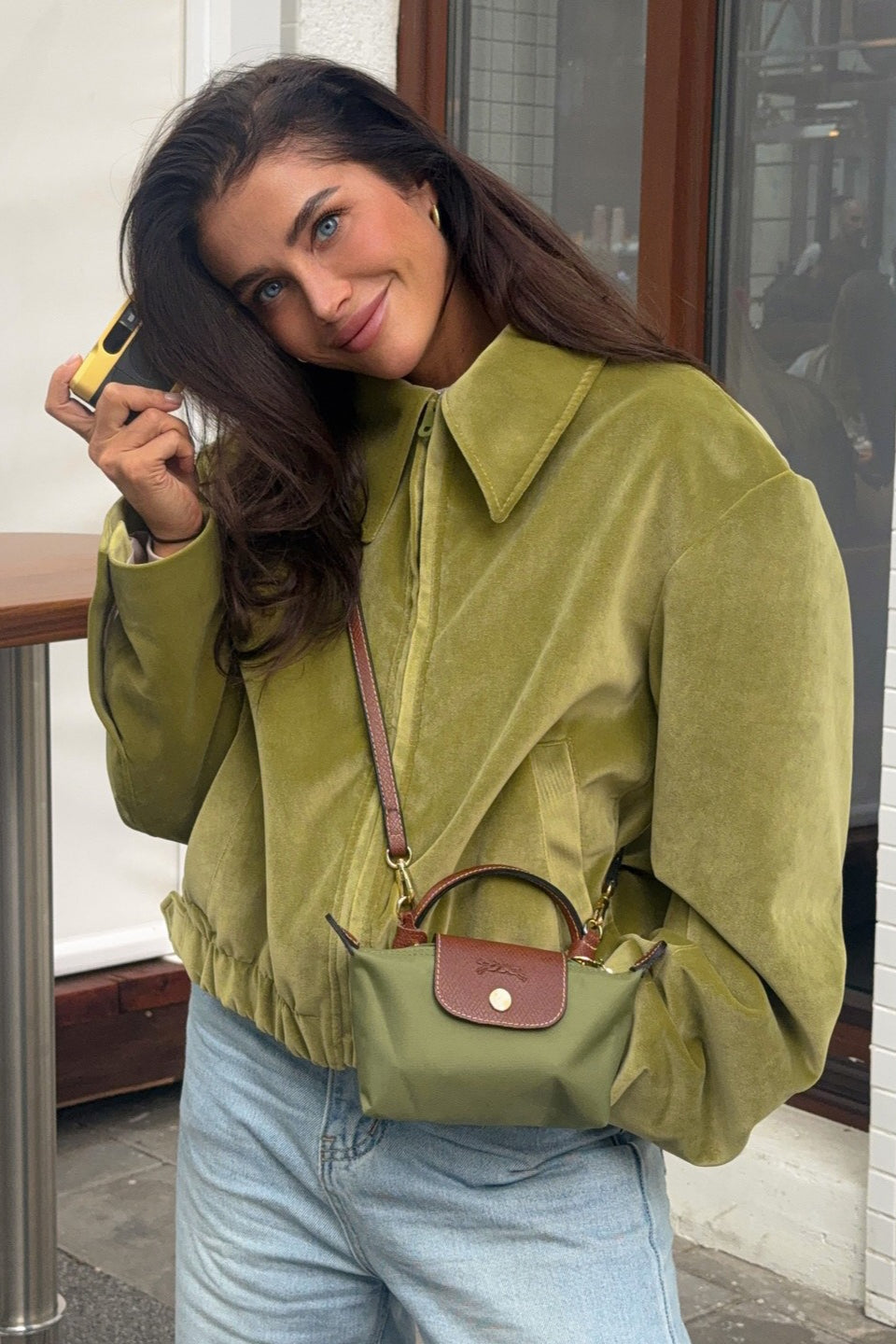 Luvik | Samettikaulustakki