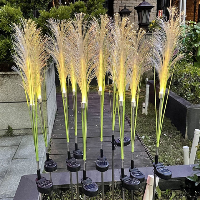 Solar Wicker Hage Lampe - Fargerik LED Hagebelysning med IP65 Vanntett Beskyttelse | Luvikno