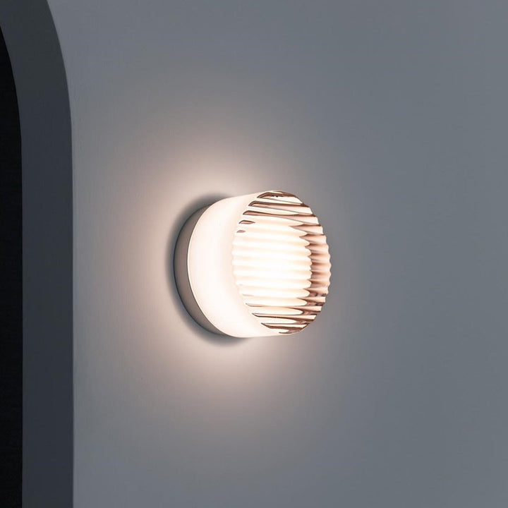 Moderne LED Vegglampe – Elegant Design for Stue og Soverom | Luvikno