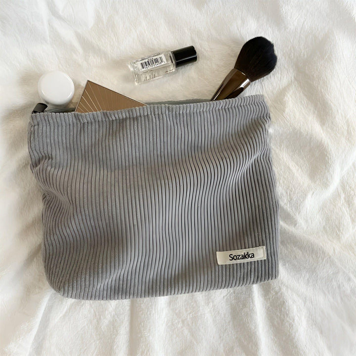 CorduroyGlam Bag - Cord Romslig Organiseringsveske for Kosmetikk | Luvikno