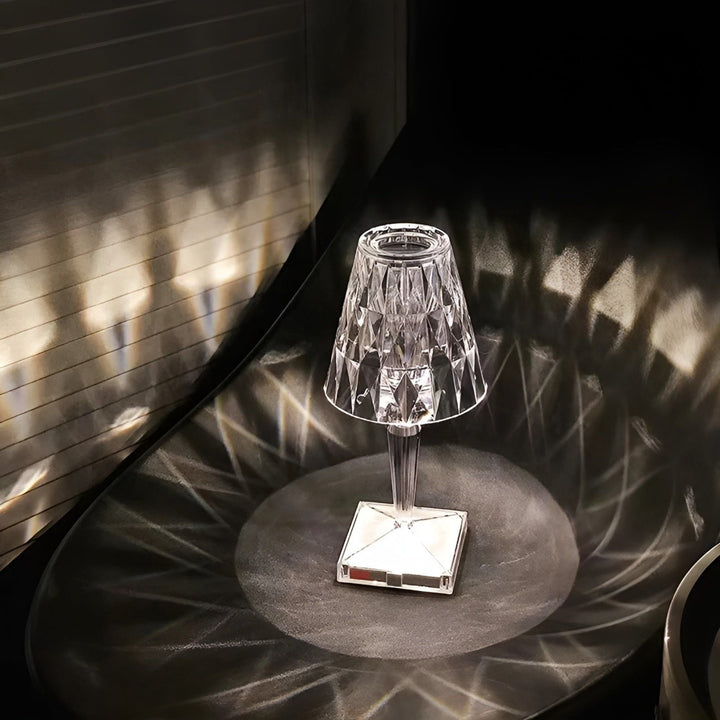 Diamond Glow - Trådløs USB Krystall Skinne Nattbord Lampe | Luvikno