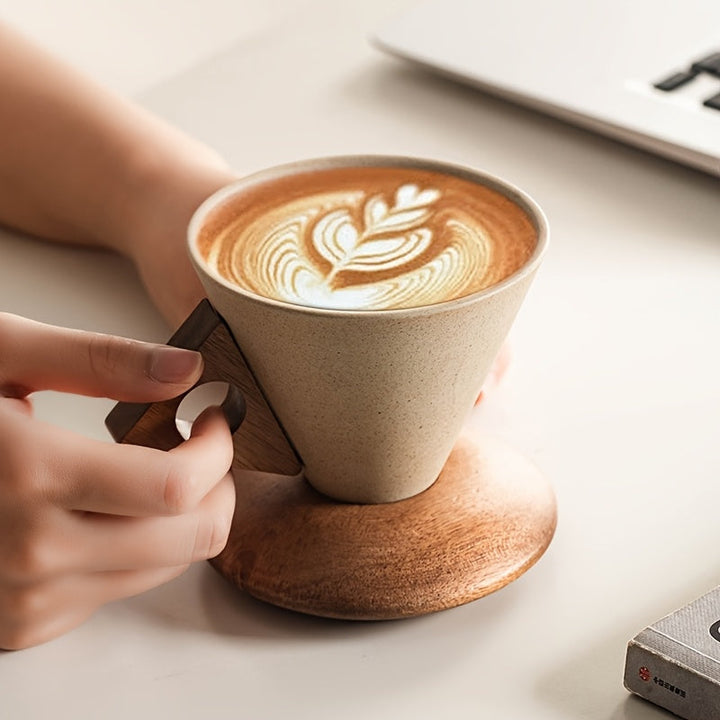 BaristaLuxe Keramisk Kaffeekopp 250ml – Håndlaget med treskaft og fat | Luvikno